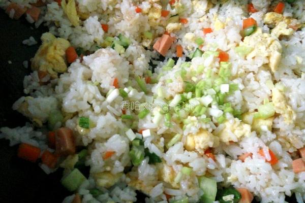 三色炒饭的做法图解8