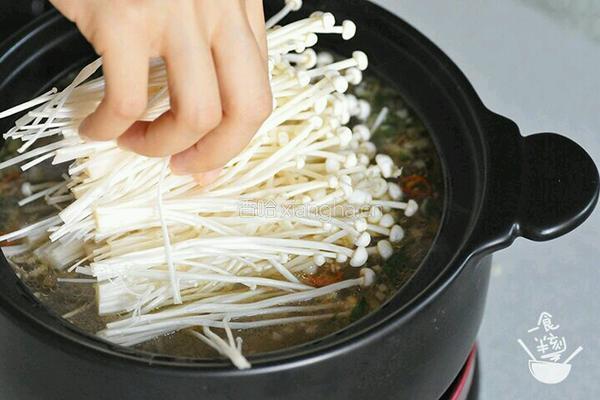 砂锅花甲粉的做法图解10
