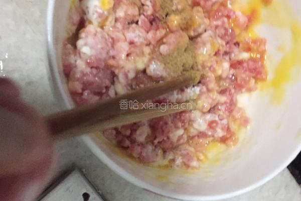 猪肉丸子汤的做法图解3