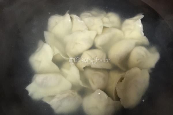 香菇猪肉虾仁饺子的做法图解11