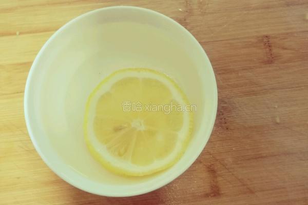 黄瓜鸡丝凉拌菜的做法图解2