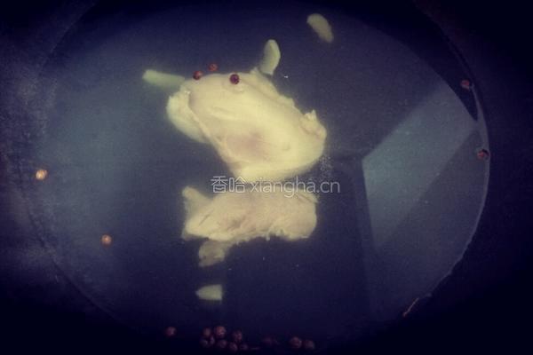 黄瓜鸡丝凉拌菜的做法图解3