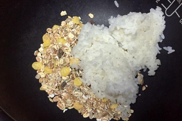 燕麦牛奶粥的做法图解2