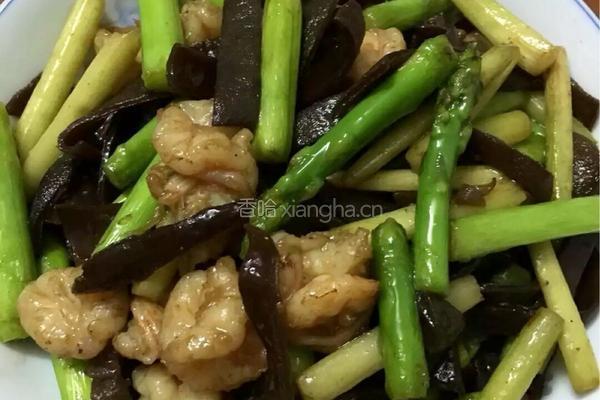 芦笋烩虾仁的做法图解5