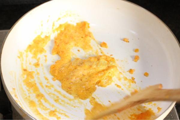 咸蛋黄焗鸡翅的做法图解10