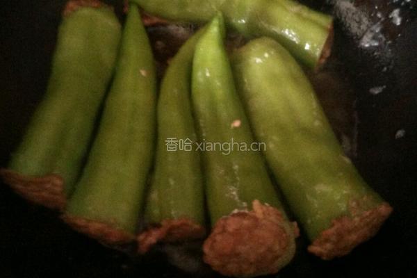 浇汤灌肉虎皮辣椒的做法图解13