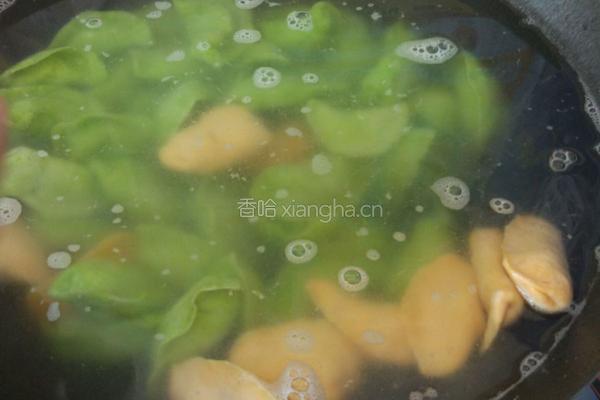 包菜肉绿饺子的做法图解12