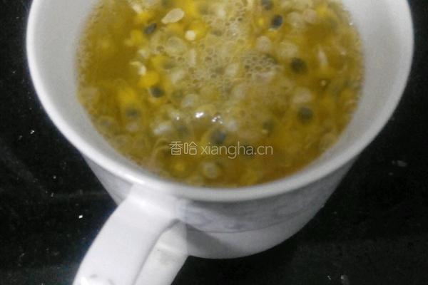 百香果特饮的做法图解3