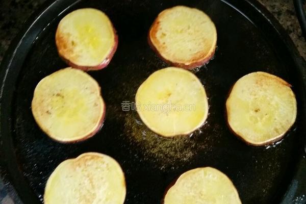 电饼铛烤地瓜片的做法图解3