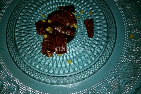 刮骨肉炒娃娃菜的做法图解3