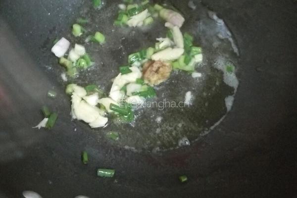 蒜蓉豉汁焖钳鱼的做法图解3