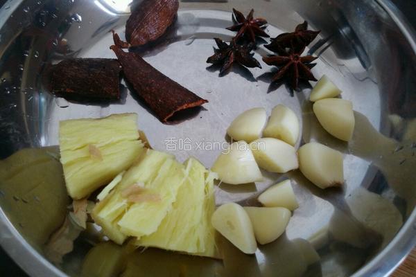 香菇焖鸡的做法图解3
