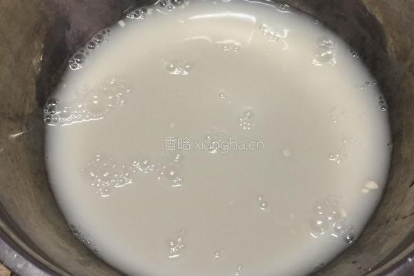 黄油餐包的做法图解1