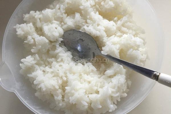 粢饭团的做法图解1