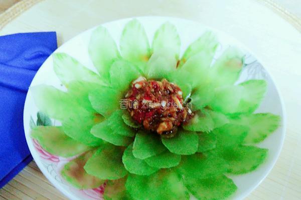 凉拌莴笋的做法图解7