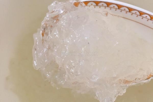 牛油果燕窝的做法图解2