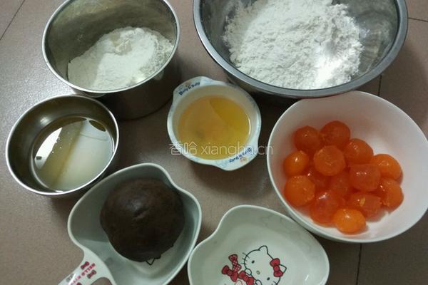 蛋黄酥的做法图解1