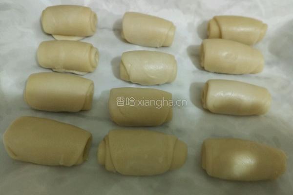 蛋黄酥的做法图解14