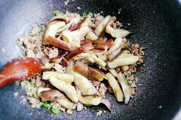 肉末烧茄子的做法图解7