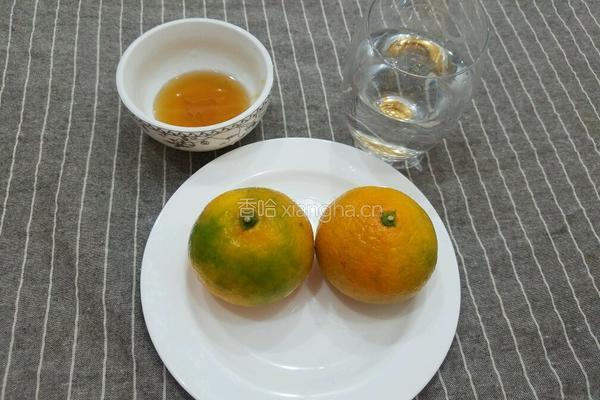 蜂蜜橘子汁的做法图解1