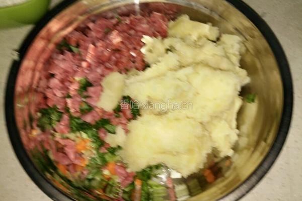 什锦土豆饼的做法图解5