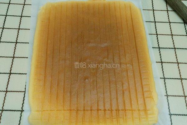 葡萄干樱桃果酱蛋糕卷~抹茶双色蛋糕卷的做法图解14