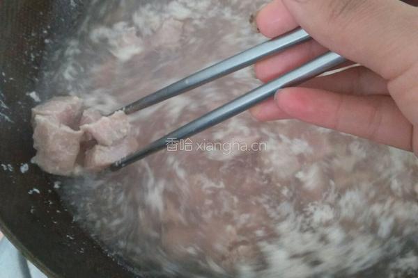 牛肉炒西红柿子的做法图解1