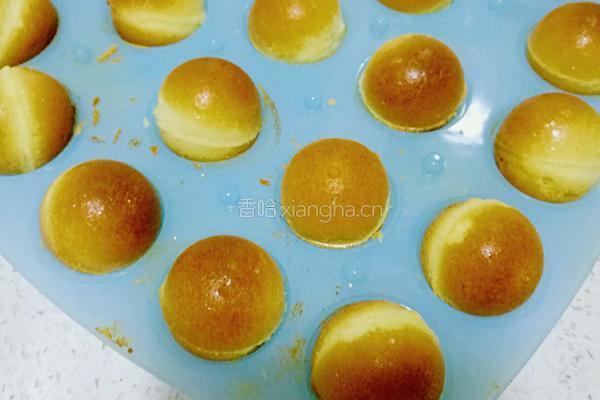 巧克力棒棒糖蛋糕的做法图解4