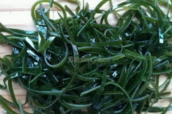 海带拌豆芽的做法图解1