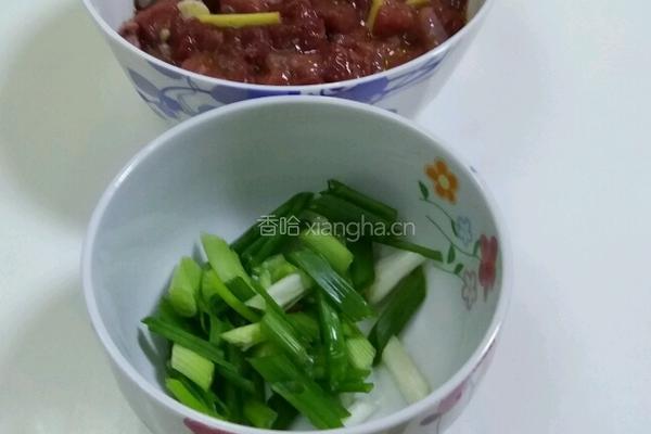 尖椒牛肉丁的做法图解7