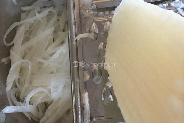 白萝卜猪肉饺子的做法图解6