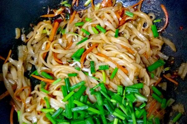 炒米皮的做法图解6