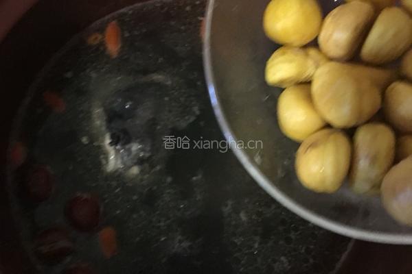 板栗乌鸡汤的做法图解6
