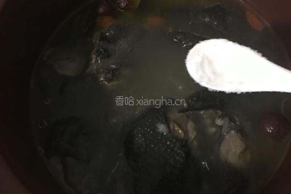 板栗乌鸡汤的做法图解7