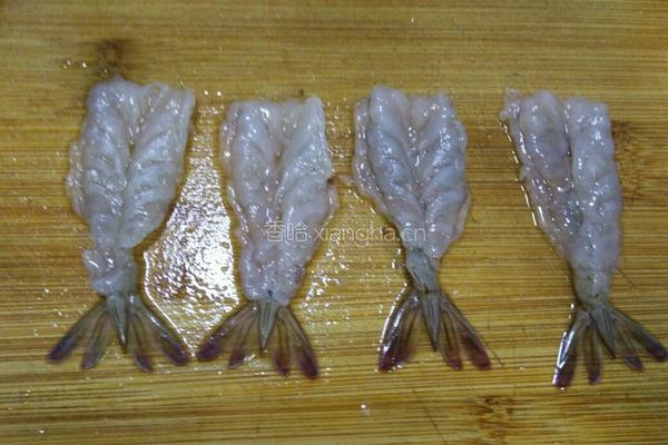 蒜蓉剁椒蒸虾的做法图解3