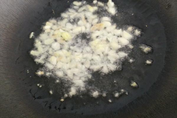瓠瓜木耳炒肉片的做法图解7