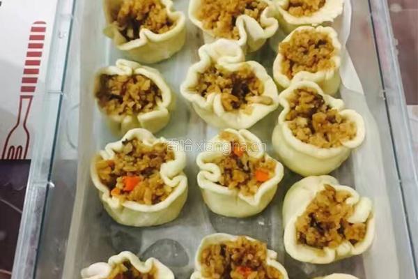 香芋鲜肉香菇烧麦的做法图解7