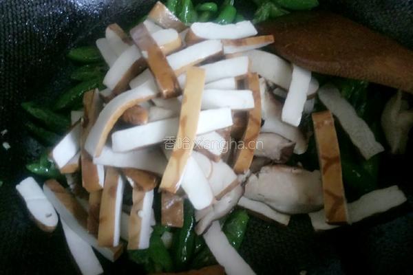 辣炒香菇豆干的做法图解7