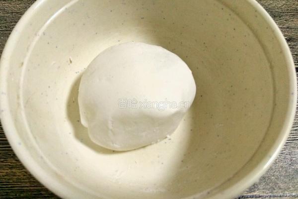 酒酿汤圆冲鸡蛋的做法图解3