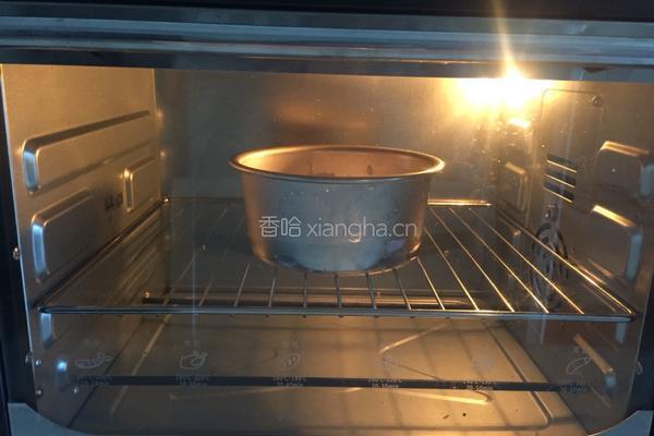 戚风蛋糕的做法图解8
