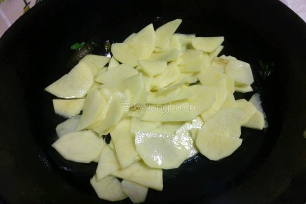 韭菜炒土豆片的做法图解4