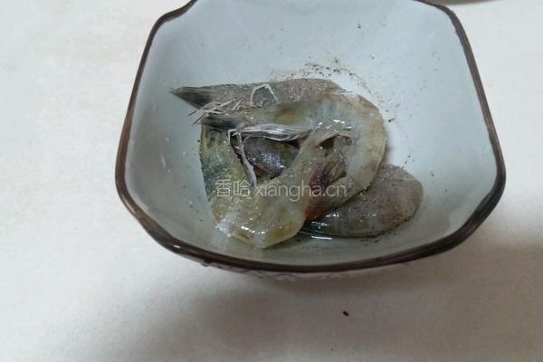 鲜美大虾焗饭的做法图解2