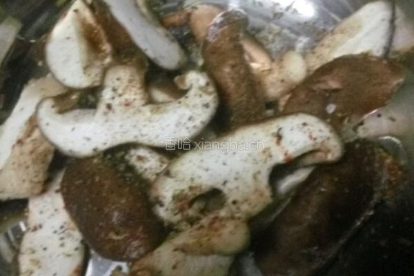椒盐香菇的做法图解2