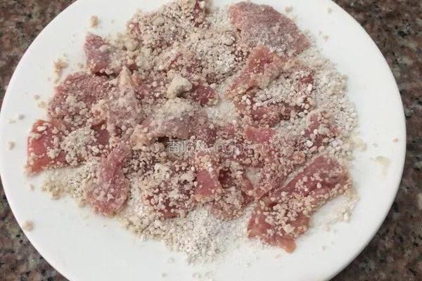 炸酥肉的做法图解4