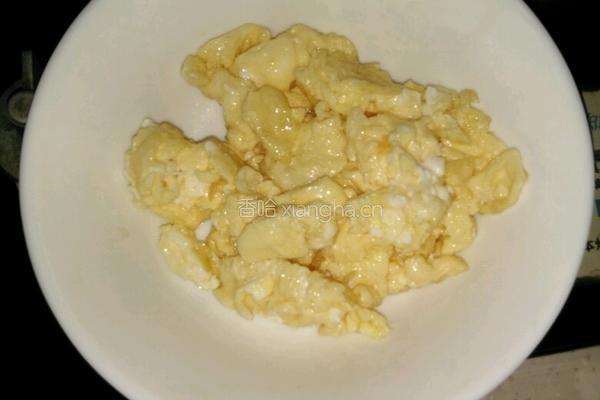 蛋炒饭的做法图解3