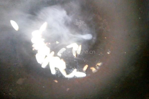 清炒胡萝卜丝的做法图解4