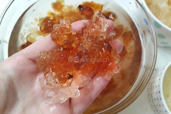 桃胶皂角小米羹的做法图解2