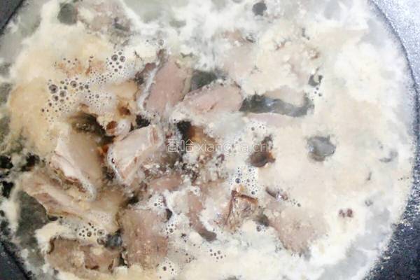 红烧牛肉炖土豆的做法图解3