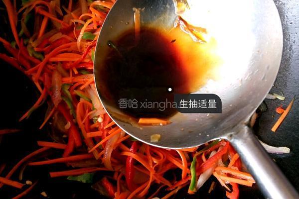 四色素炒面的做法图解12