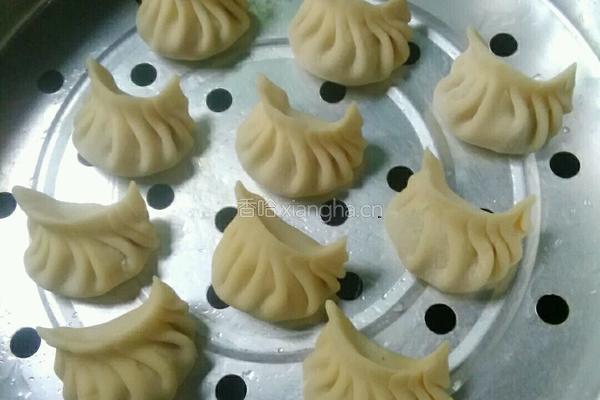 香菇胡萝卜猪肉饺子的做法图解9